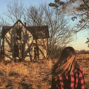 Meet your Posher, Alana